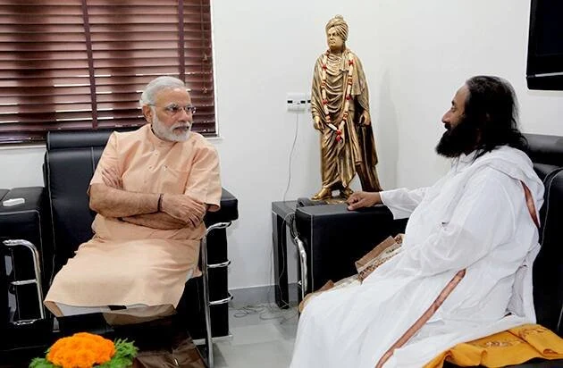 Prime Minister meets Sri Sri Ravi Shankar Ji at Art of Living