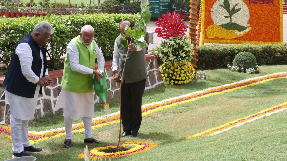 On World Environment Day, PM to lead a special tree plantation drive under Ek Ped Maa Ke Naam initiative
