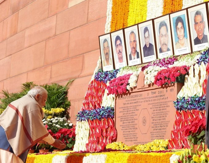 Prime Minister pays homage to martyrs of the 2001 Parliament attack